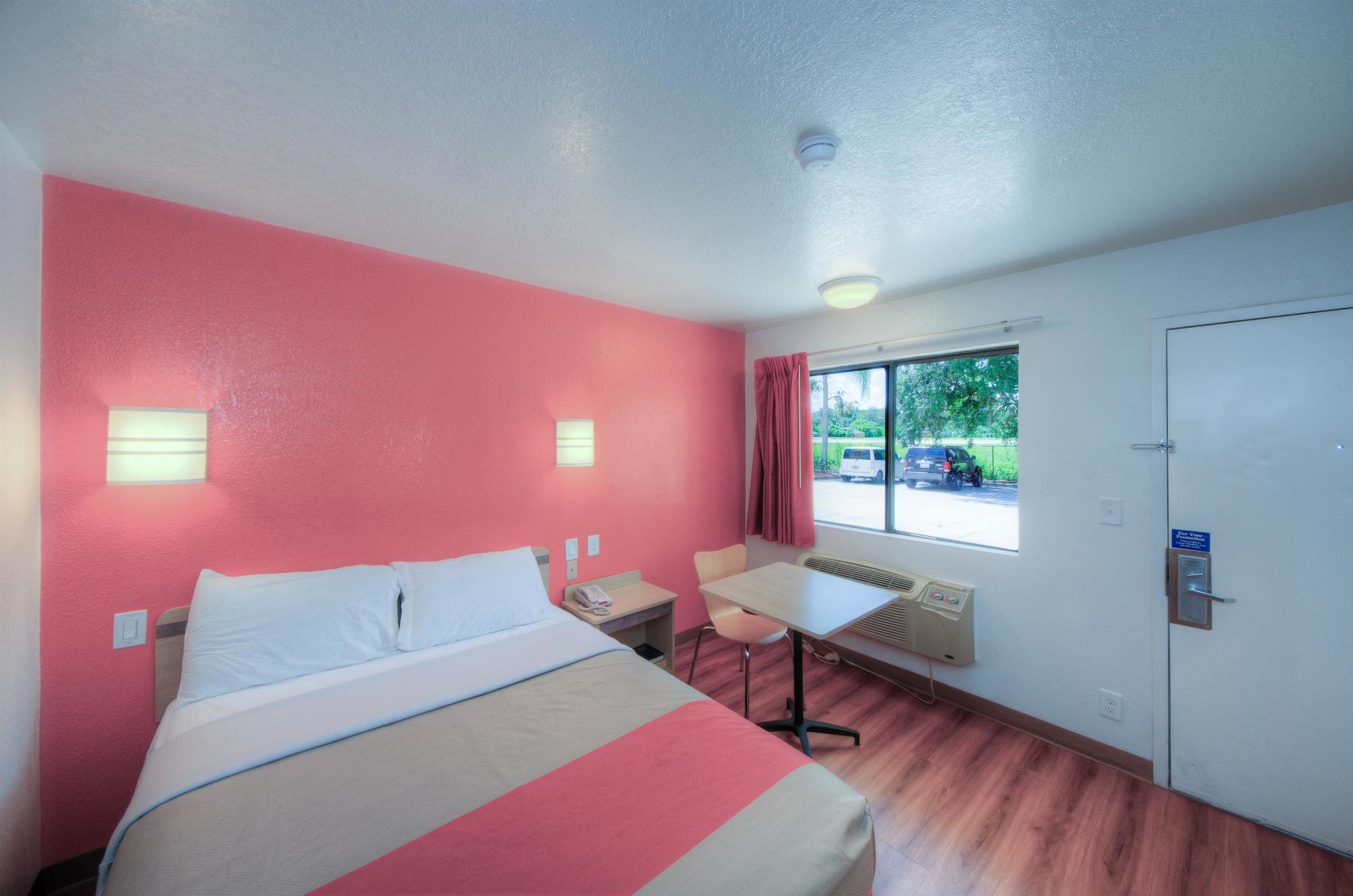 Motel 6-Bradenton, Fl Екстериор снимка